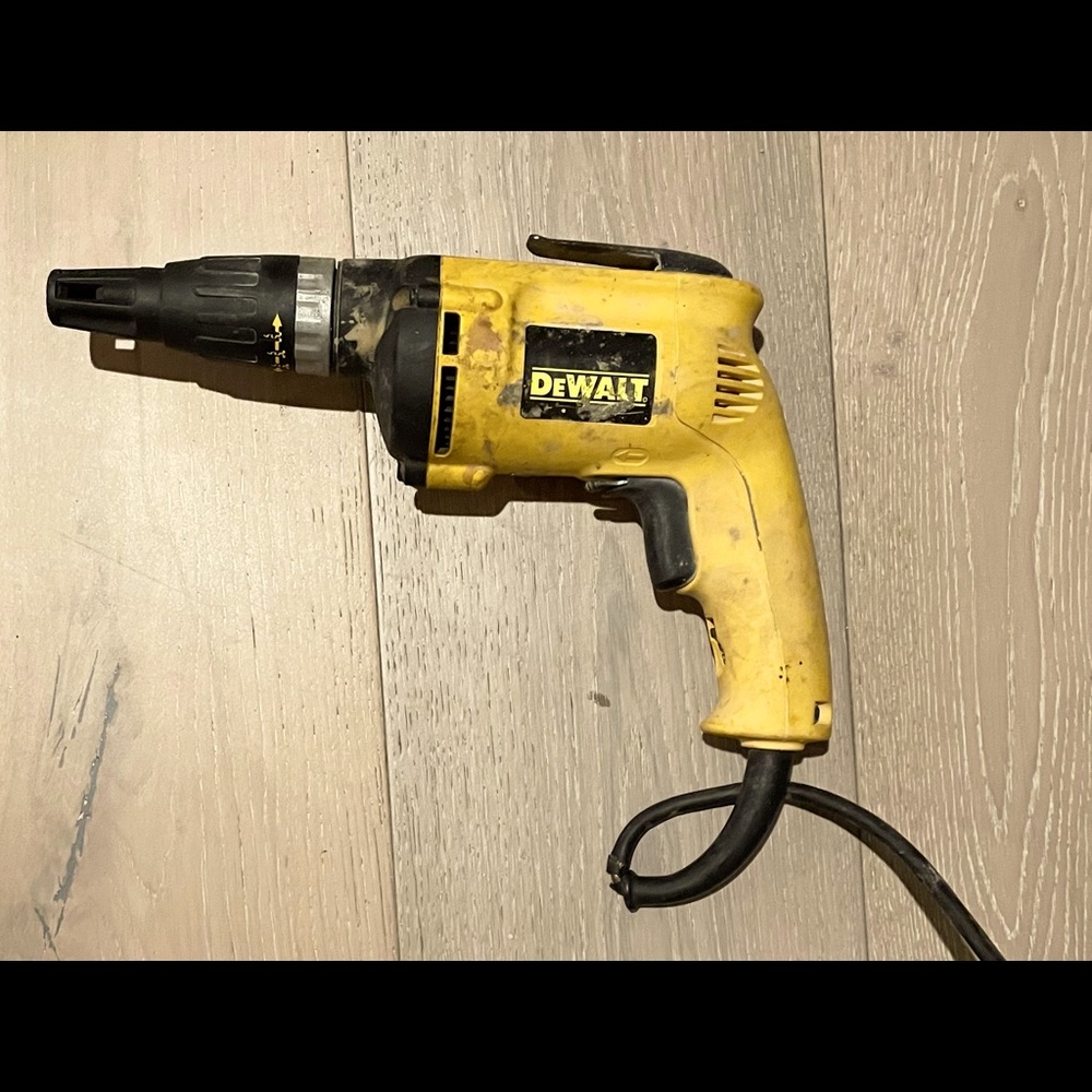 Dewalt drywall screwdriver barely used like new in hard box